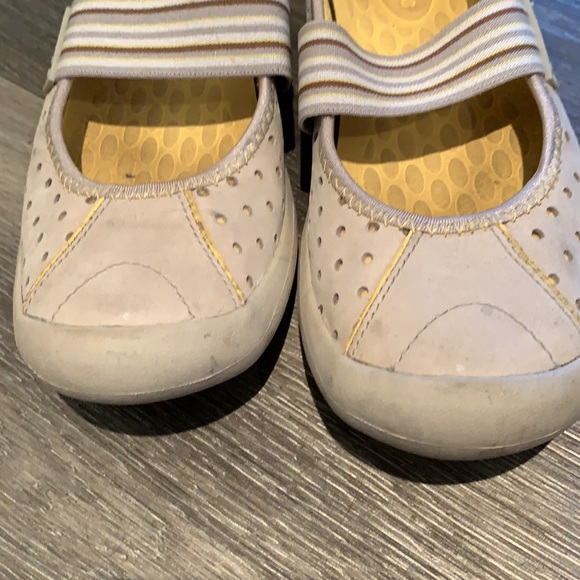 Privo Mary Janes - Picture 3 of 6